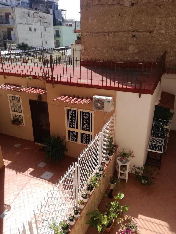Vomero House With Free Parking 410 Cm Napoli Ngoại thất bức ảnh