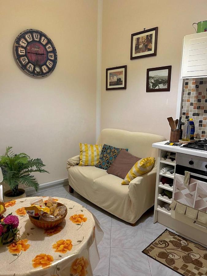 Vomero House With Free Parking 410 Cm Napoli Ngoại thất bức ảnh